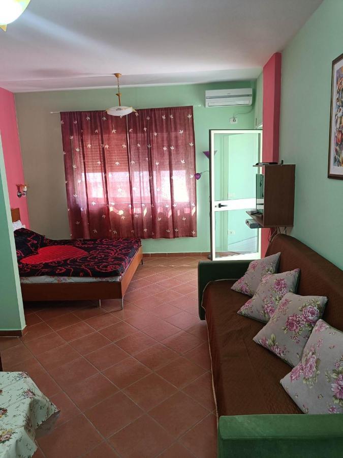 Aldom Apartments Durrës Eksteriør billede