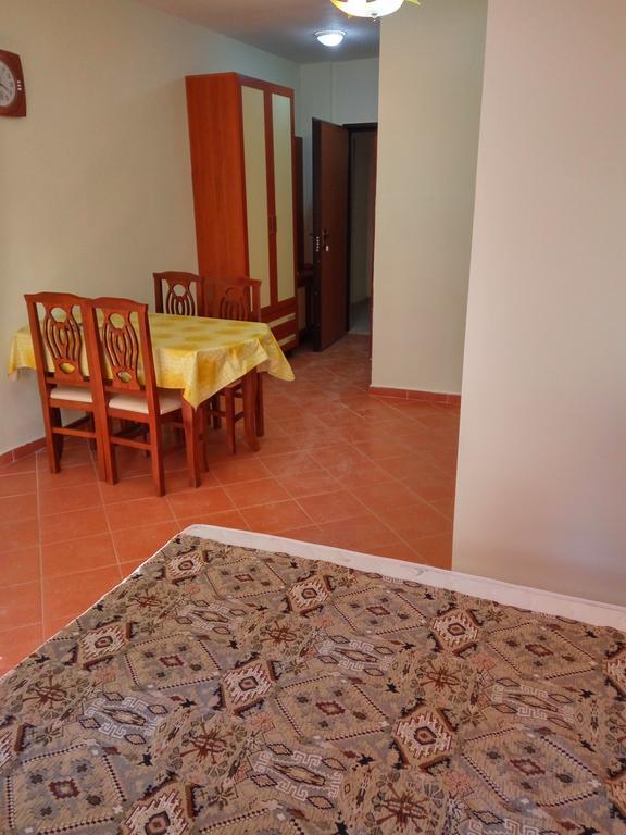 Aldom Apartments Durrës Eksteriør billede