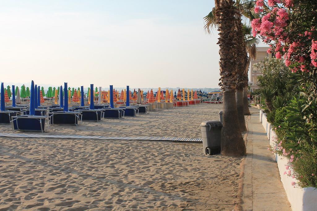 Aldom Apartments Durrës Eksteriør billede